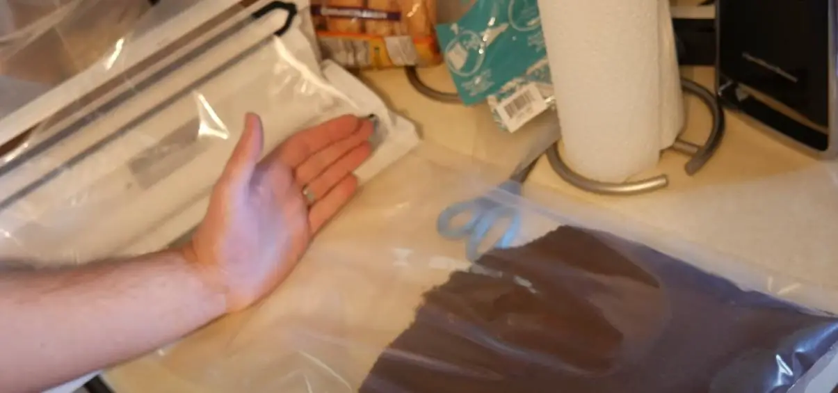  vacuum sealing ground coffee