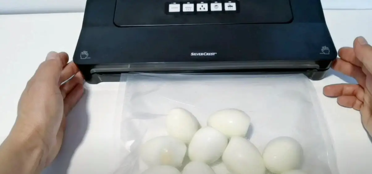  vacuum sealing hard boiled eggs