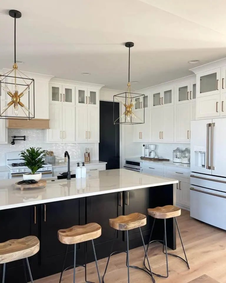 Black pendant lamps, gold handles