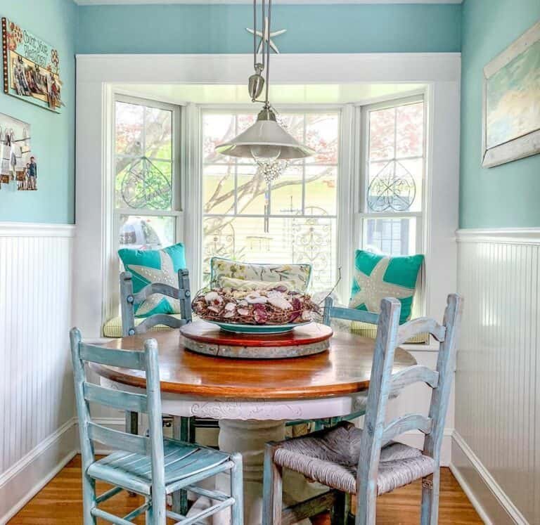 Blue nook with beadboard