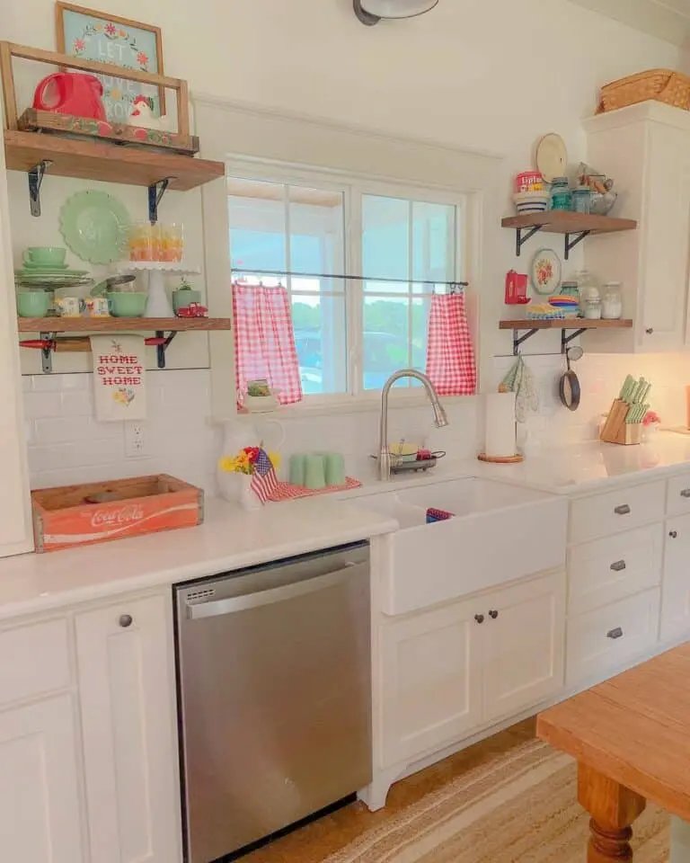Country kitchen with pastel crockery