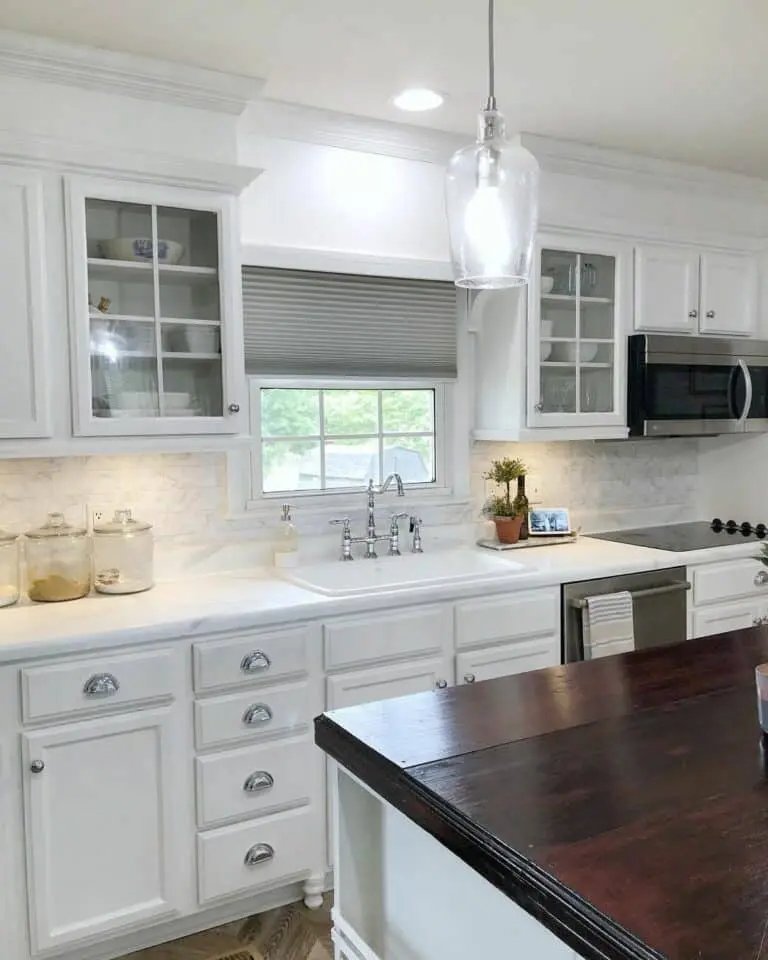 Gray white backsplash tile