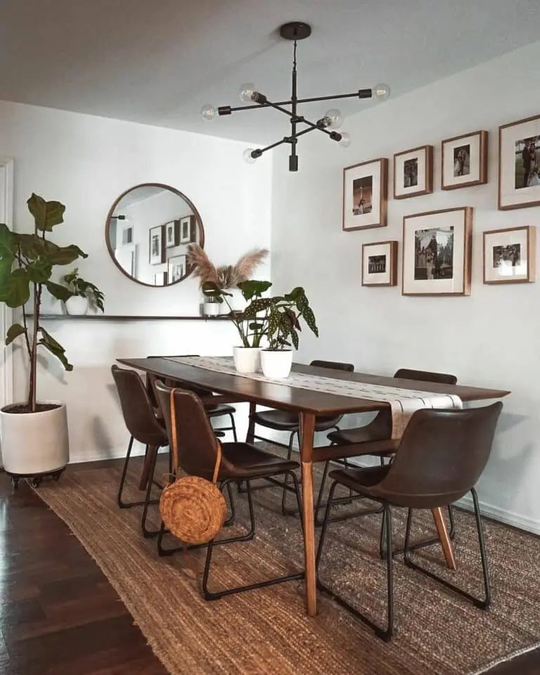Linear Chandelier Modern Style