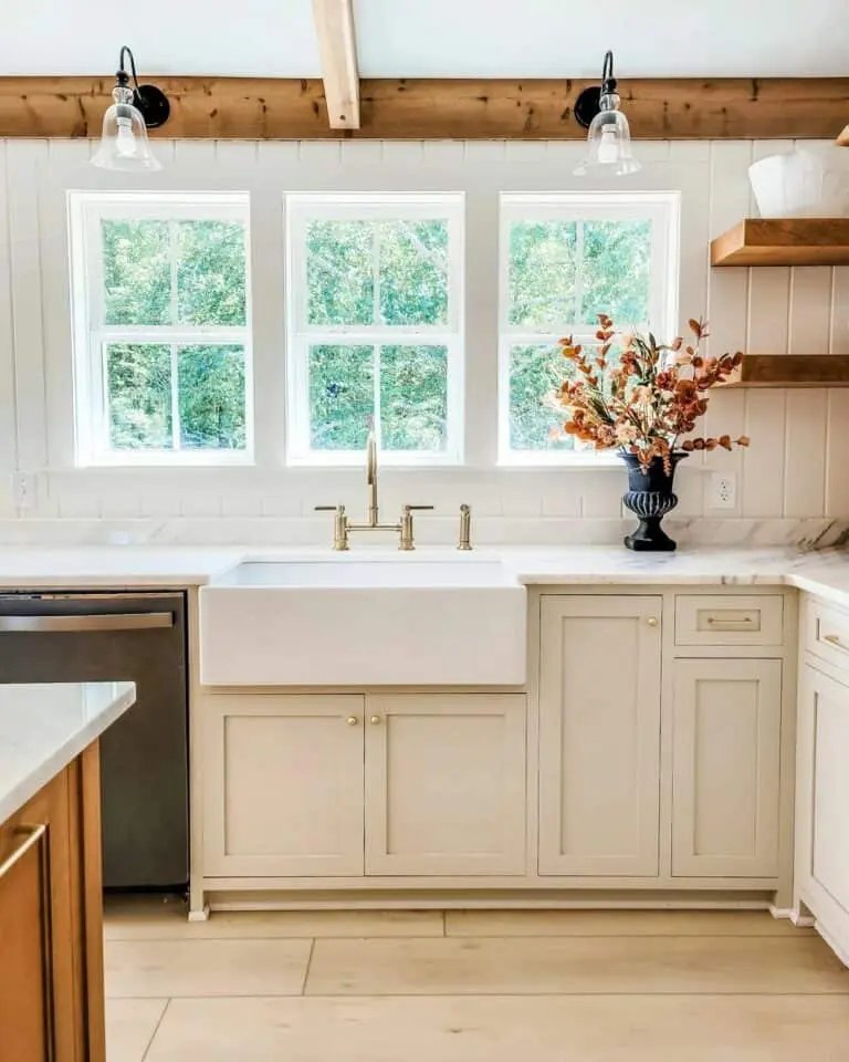 Off-White Shaker Cabinets