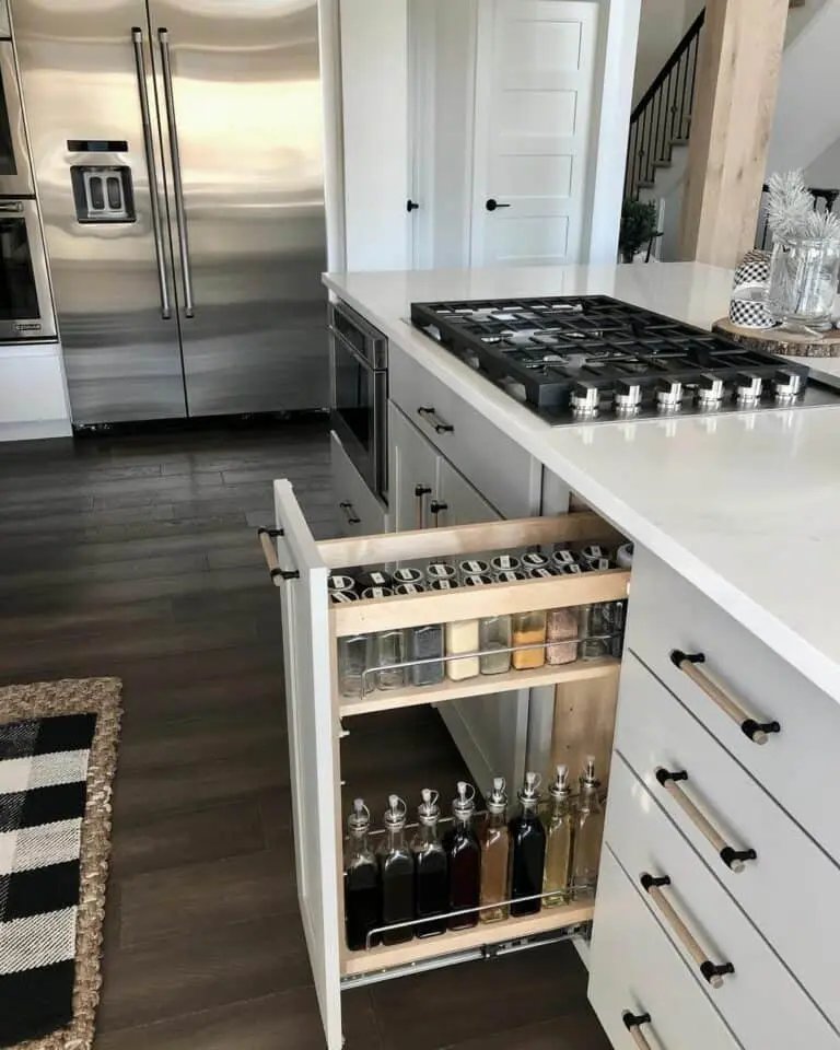 Spice and oil pull-out drawer