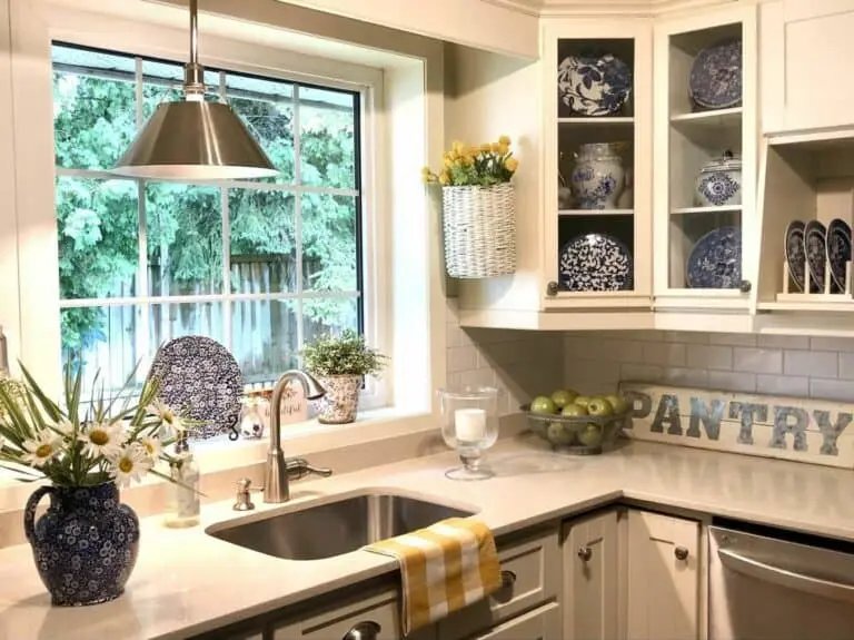 White cabinets with chinoiserie accents