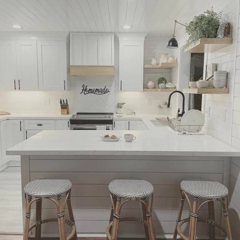 White quartz countertops
